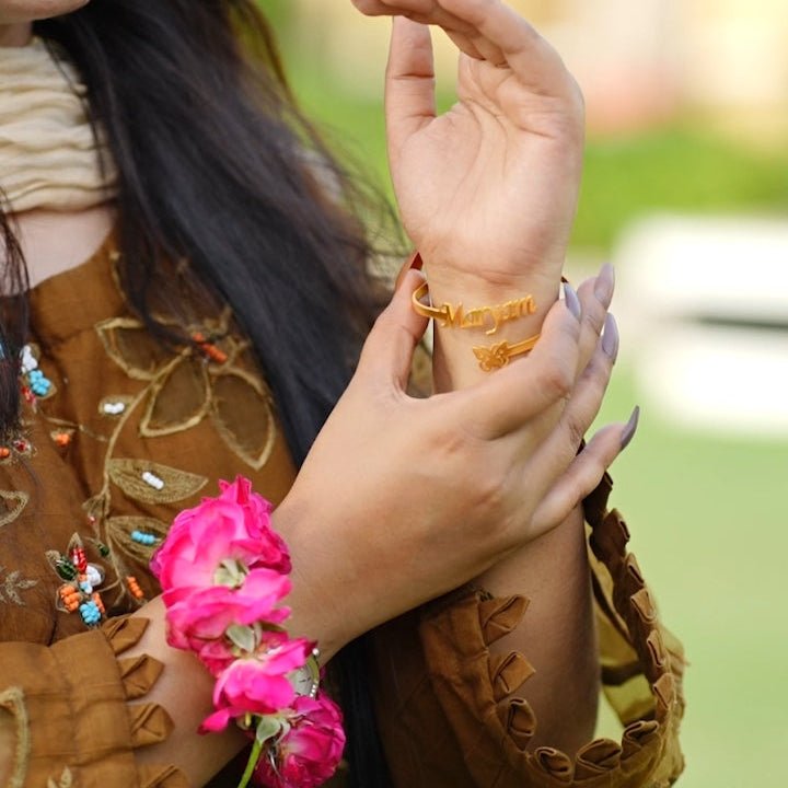 Customize Beautiful Bangle - Zewar Mahal