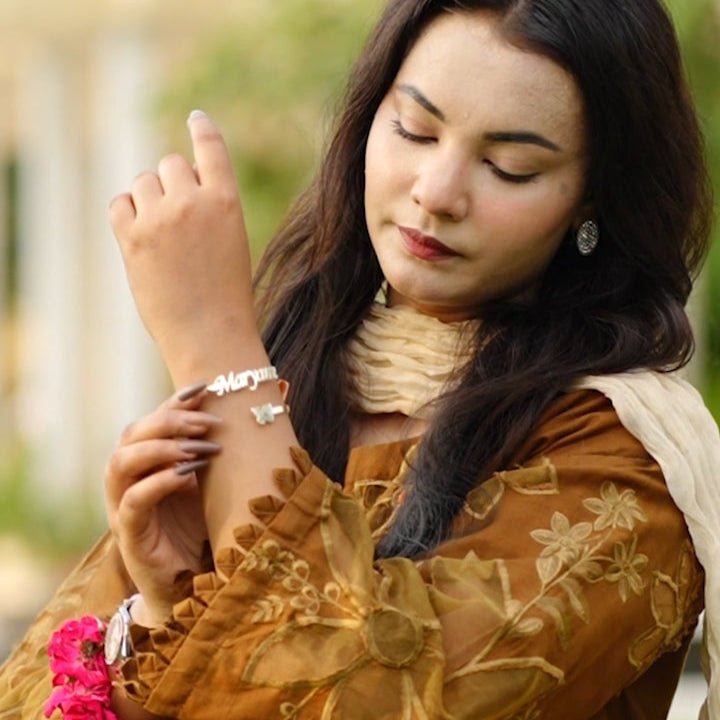 Customize Beautiful Bangle - Zewar Mahal