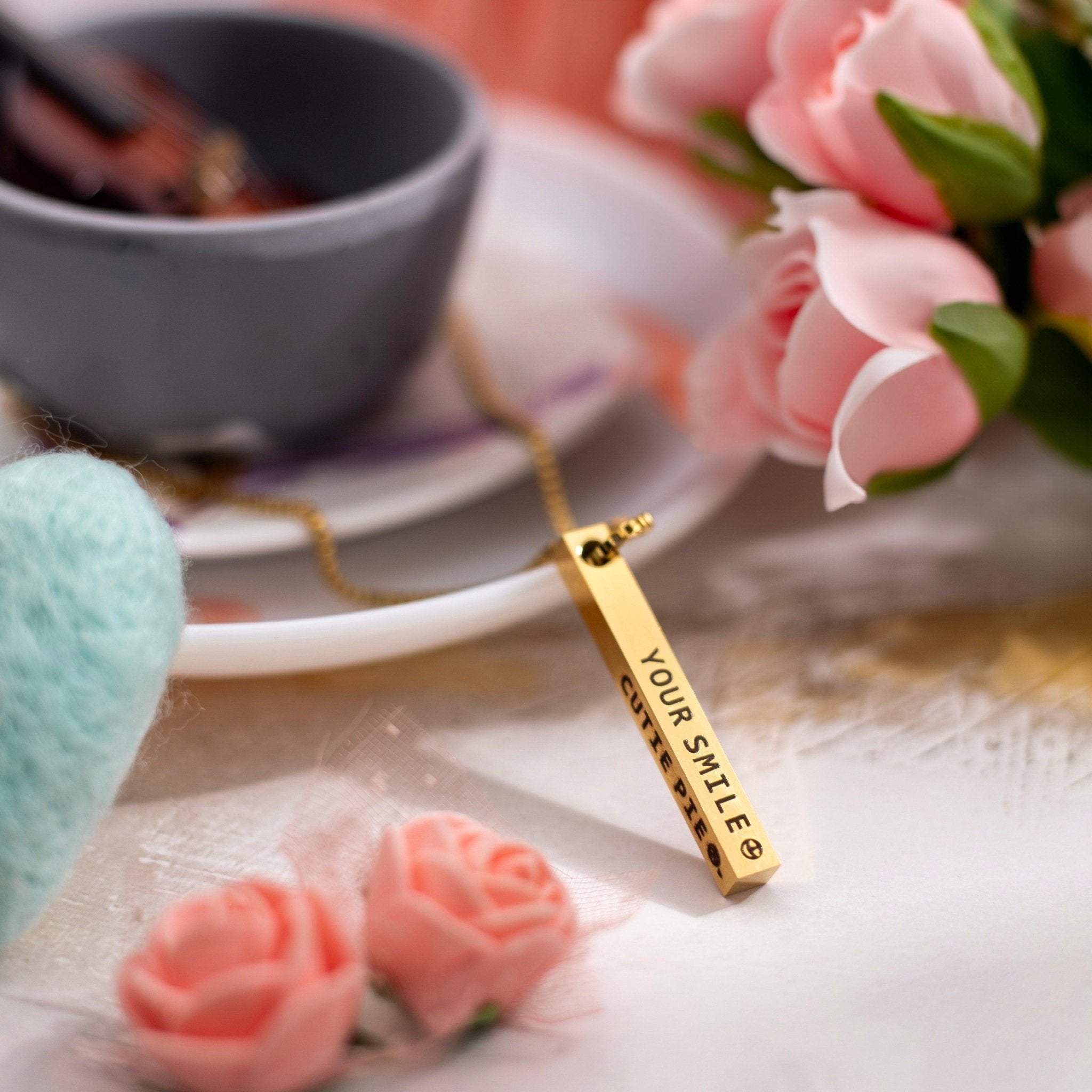 Engraved Name 3D Bar Necklace - Zewar Mahal